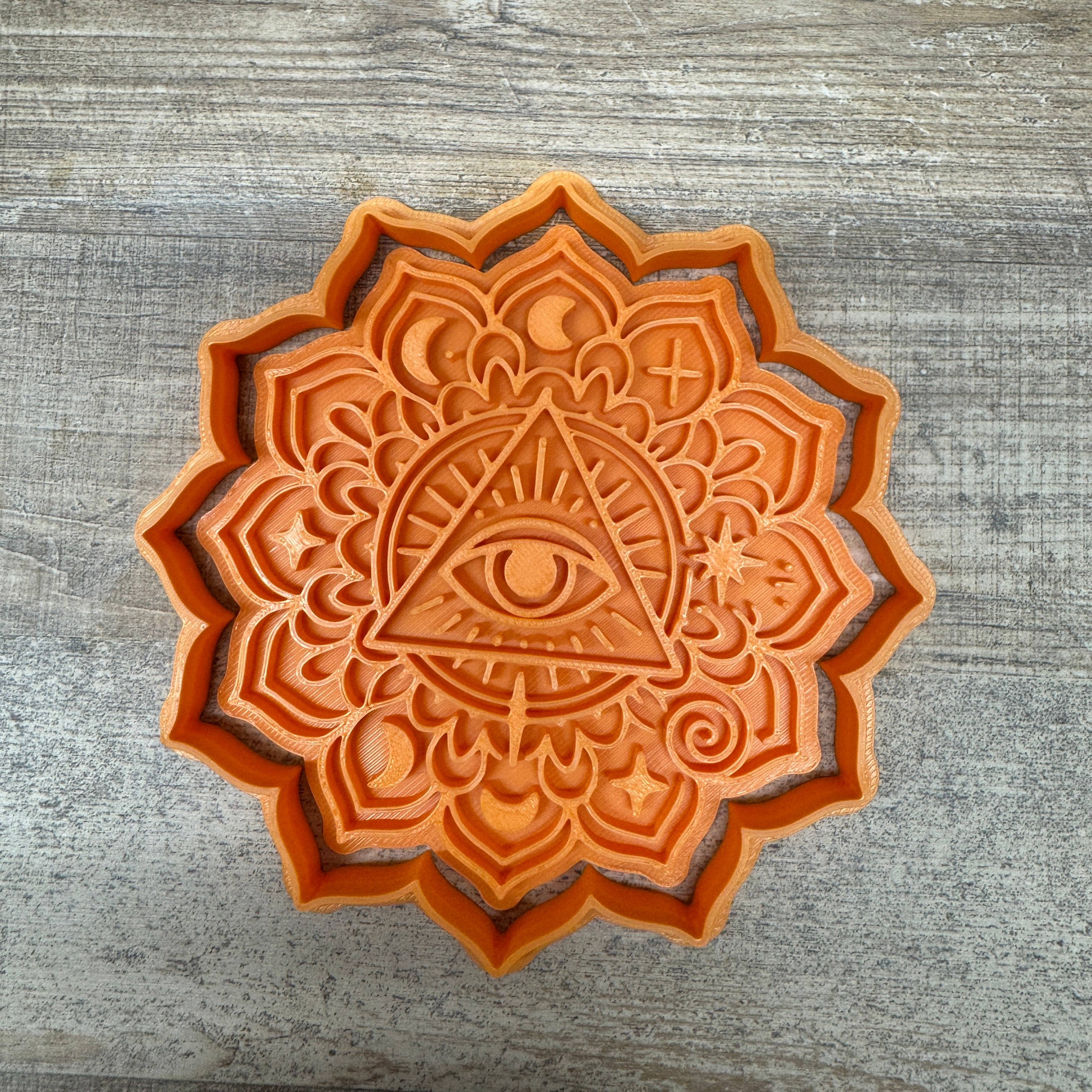 Mandala Allsehendes Auge inkl. Konturenausstecher