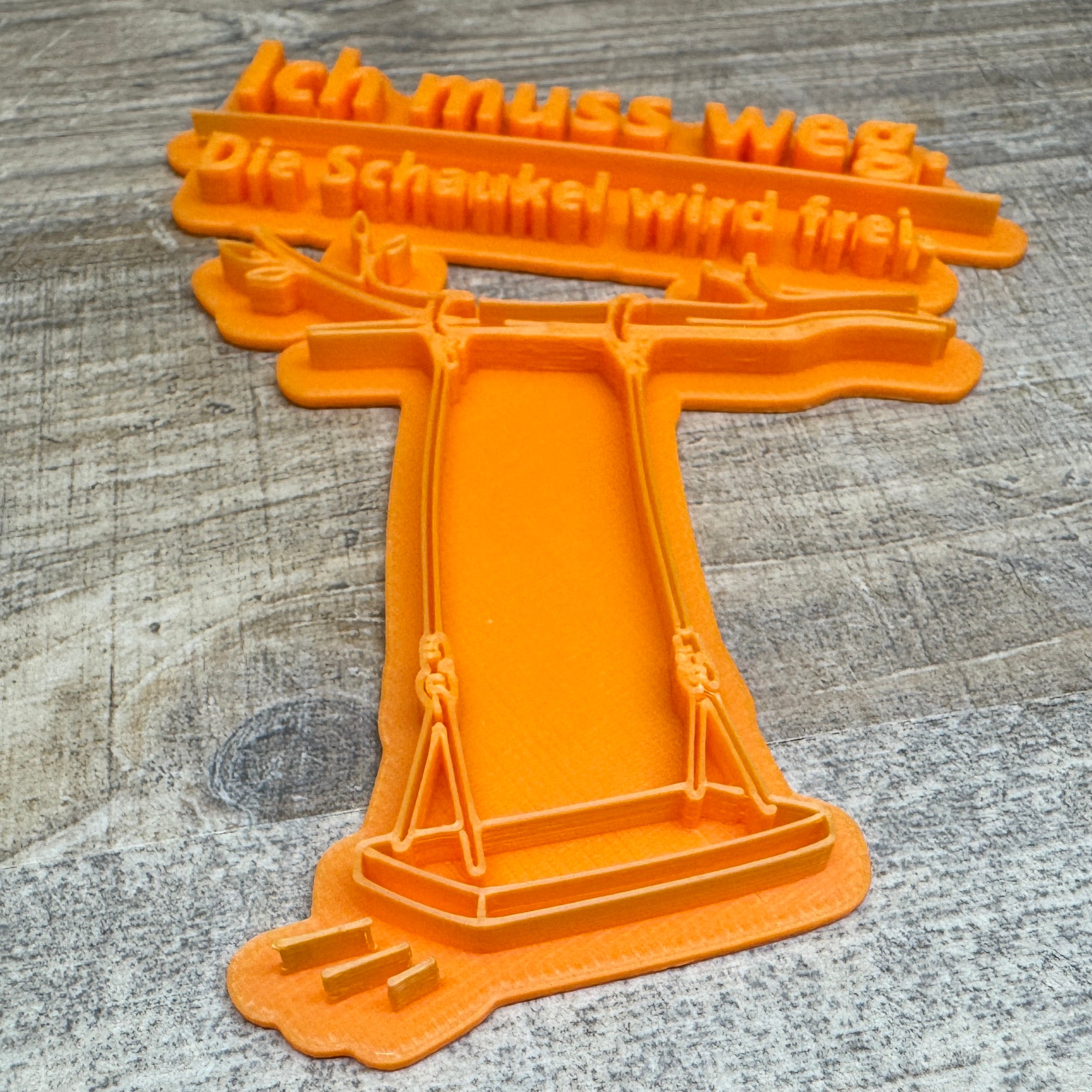 Ich muss weg, die Schaukel wird frei