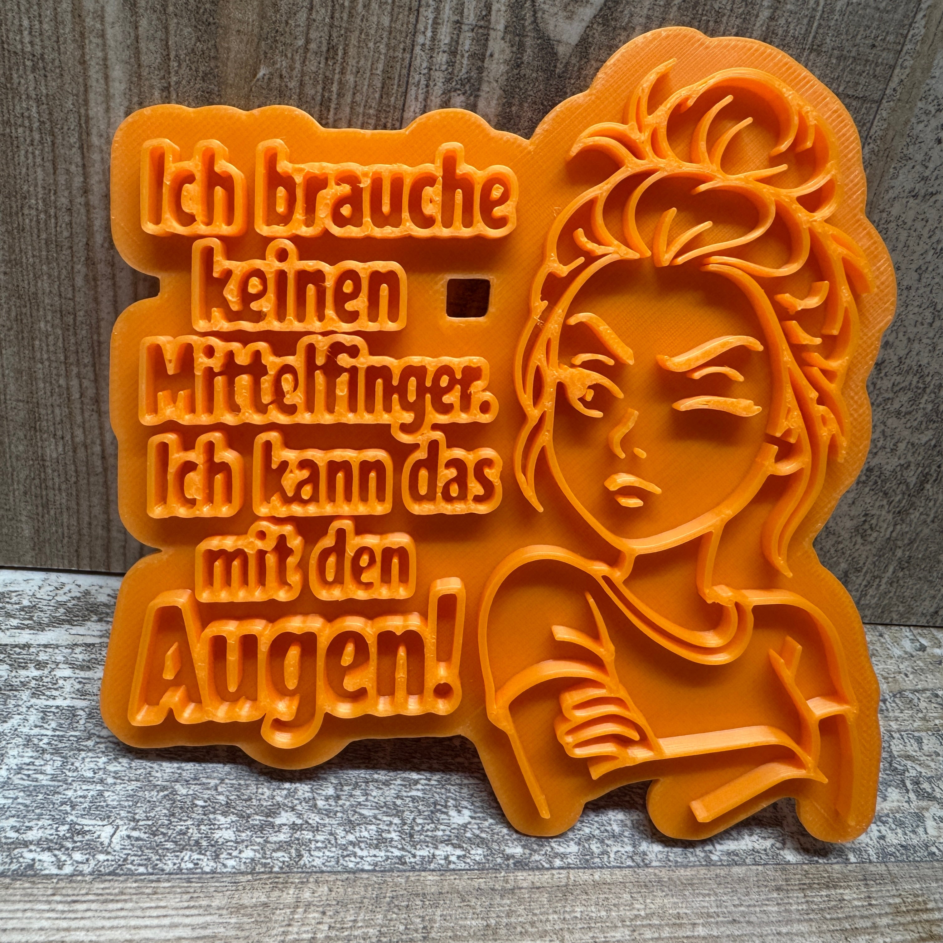 Ich brauche keinen Mittelfinger. Ich kann das mit den Augen!