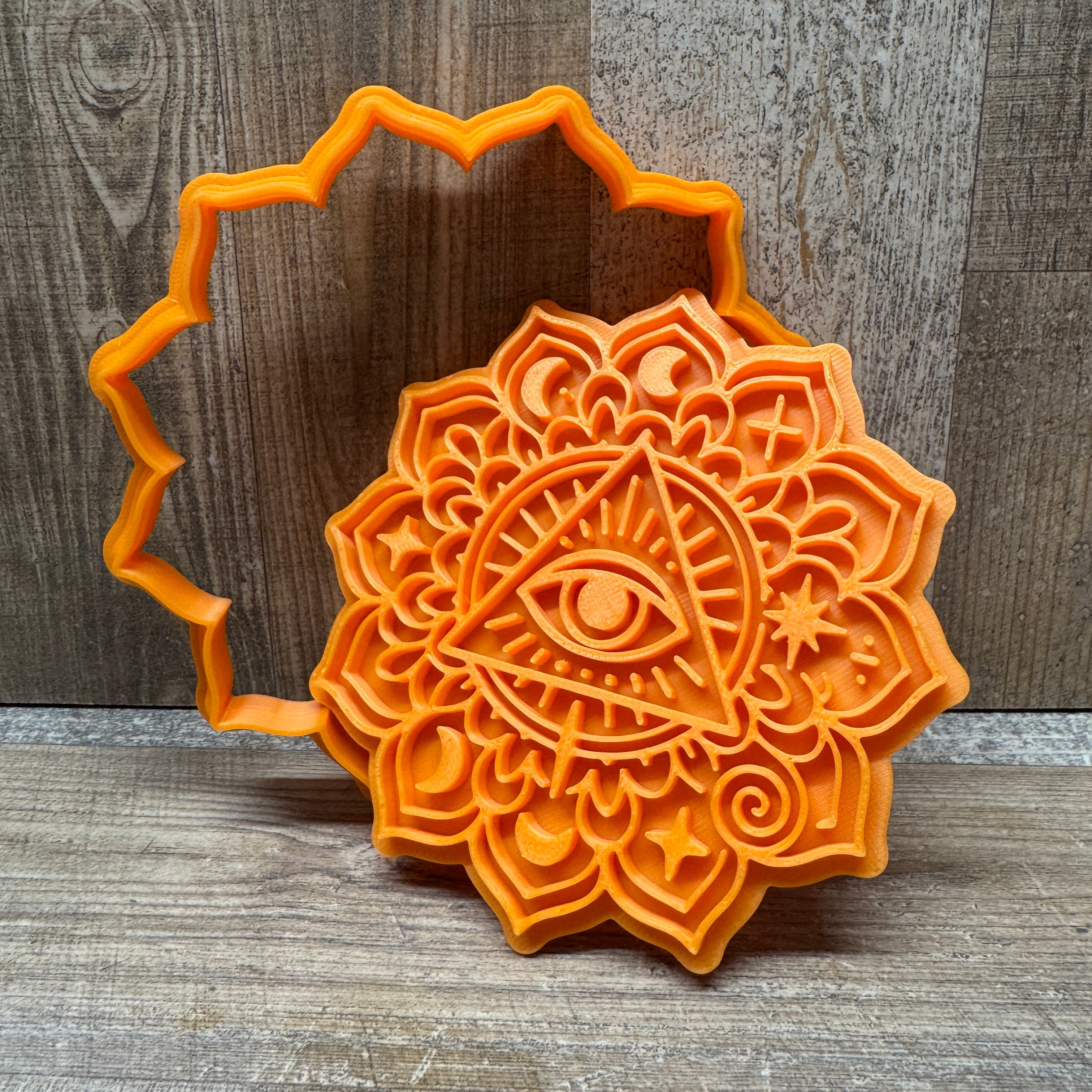 Mandala Allsehendes Auge inkl. Konturenausstecher