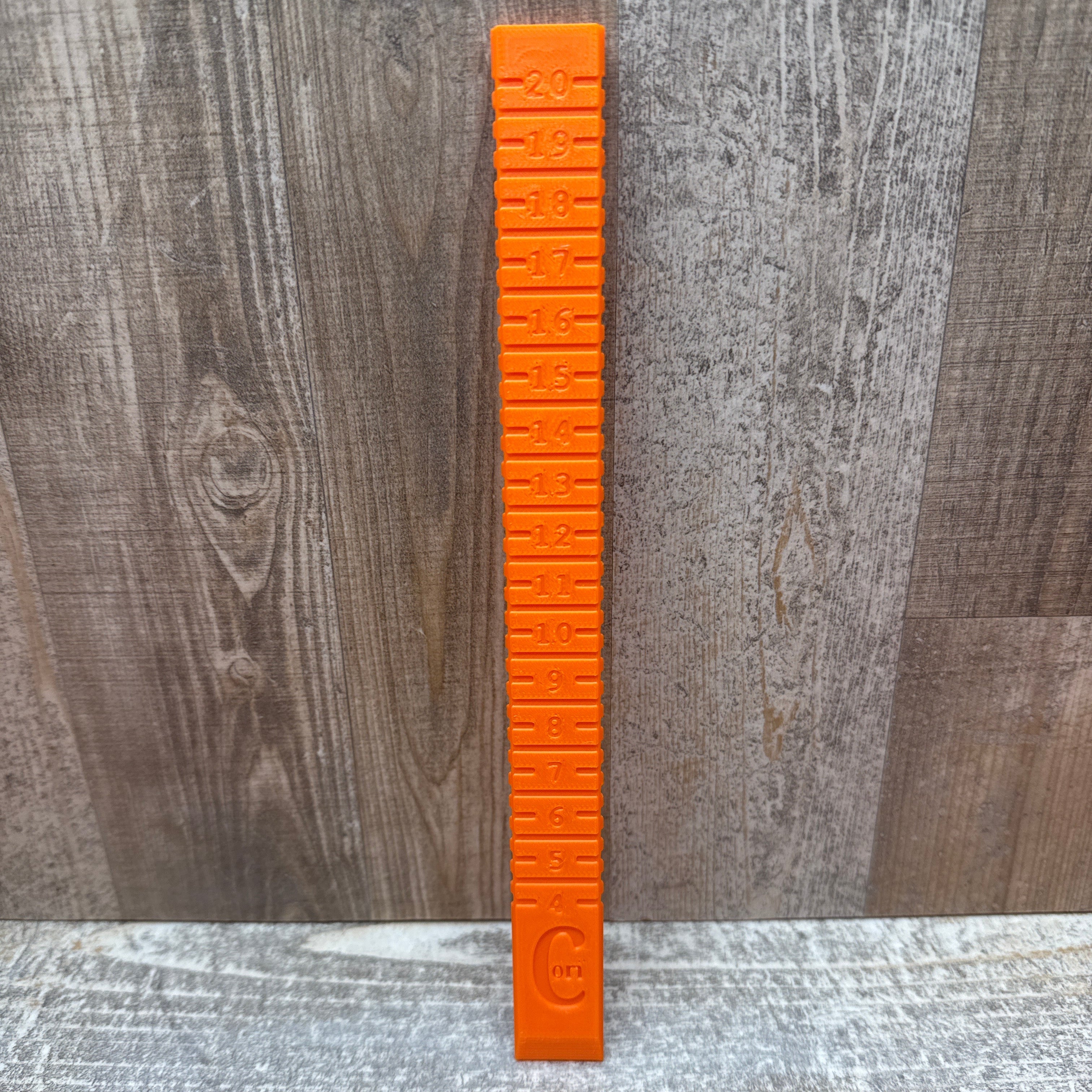 Töpferwerkzeug | Ton-Höhen-Lineal mit Töpfernadel-Einführung