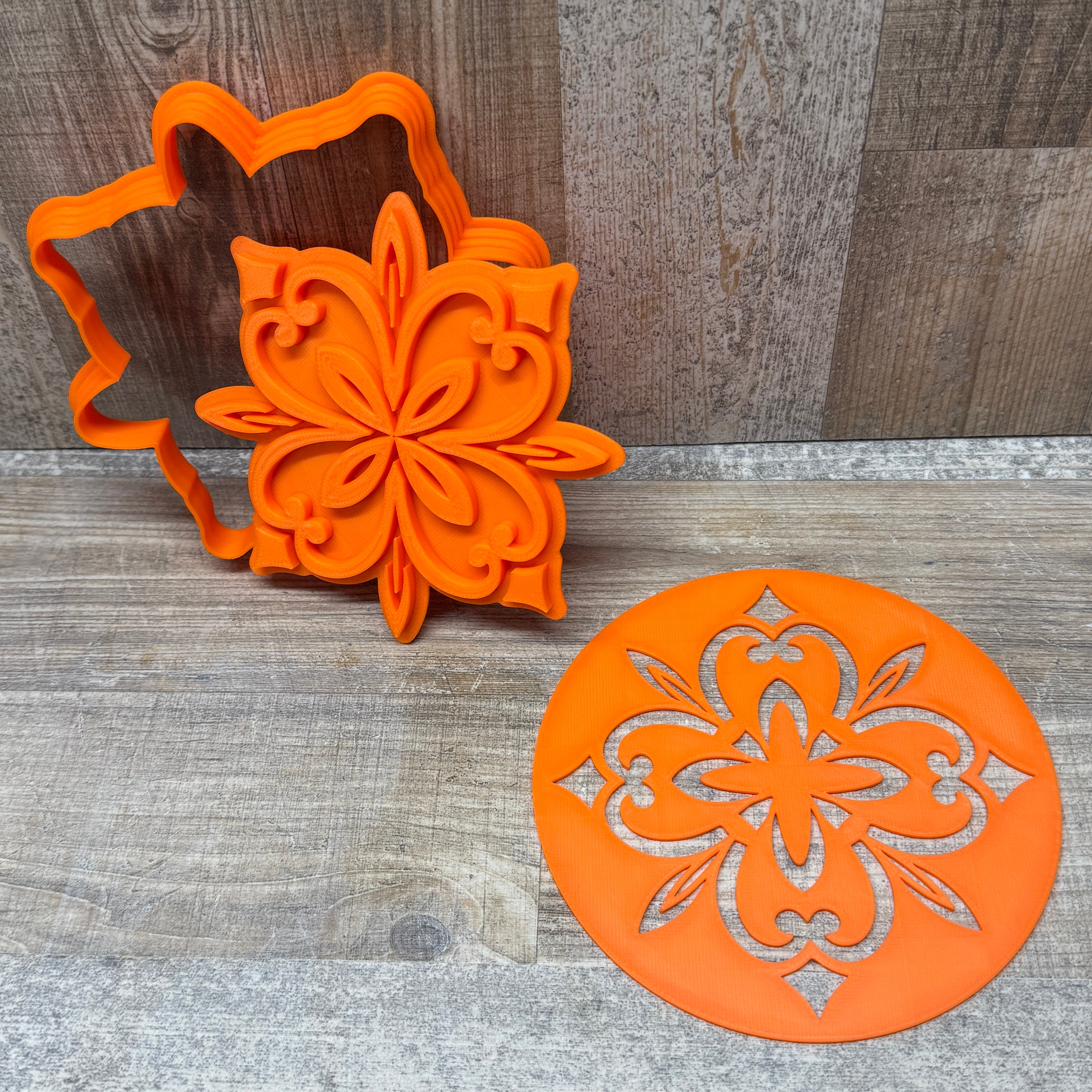 Mandala 385 inkl. Schablone & Konturenausstecher