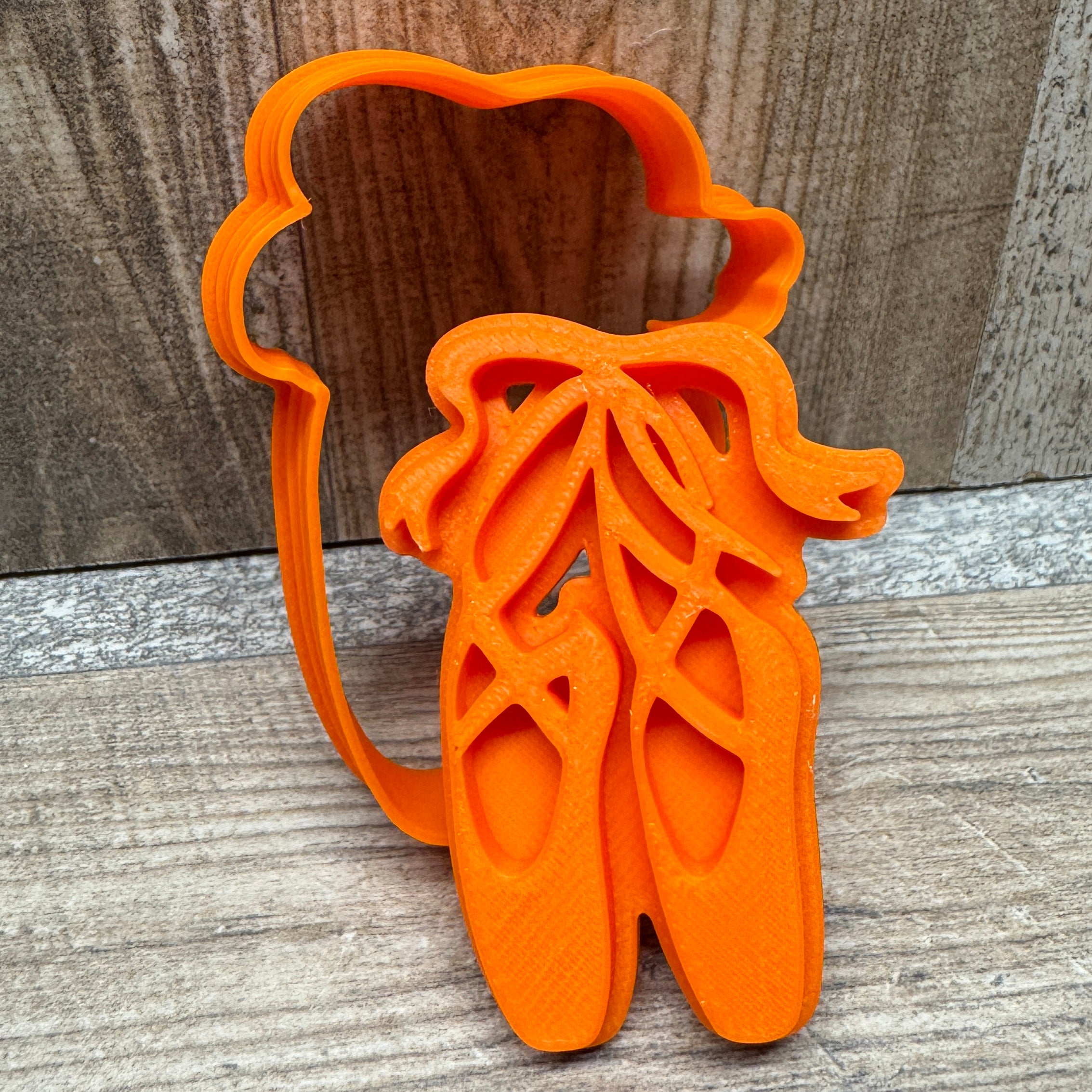 Ballerina Spitzenschuh | inkl. Konturenausstecher