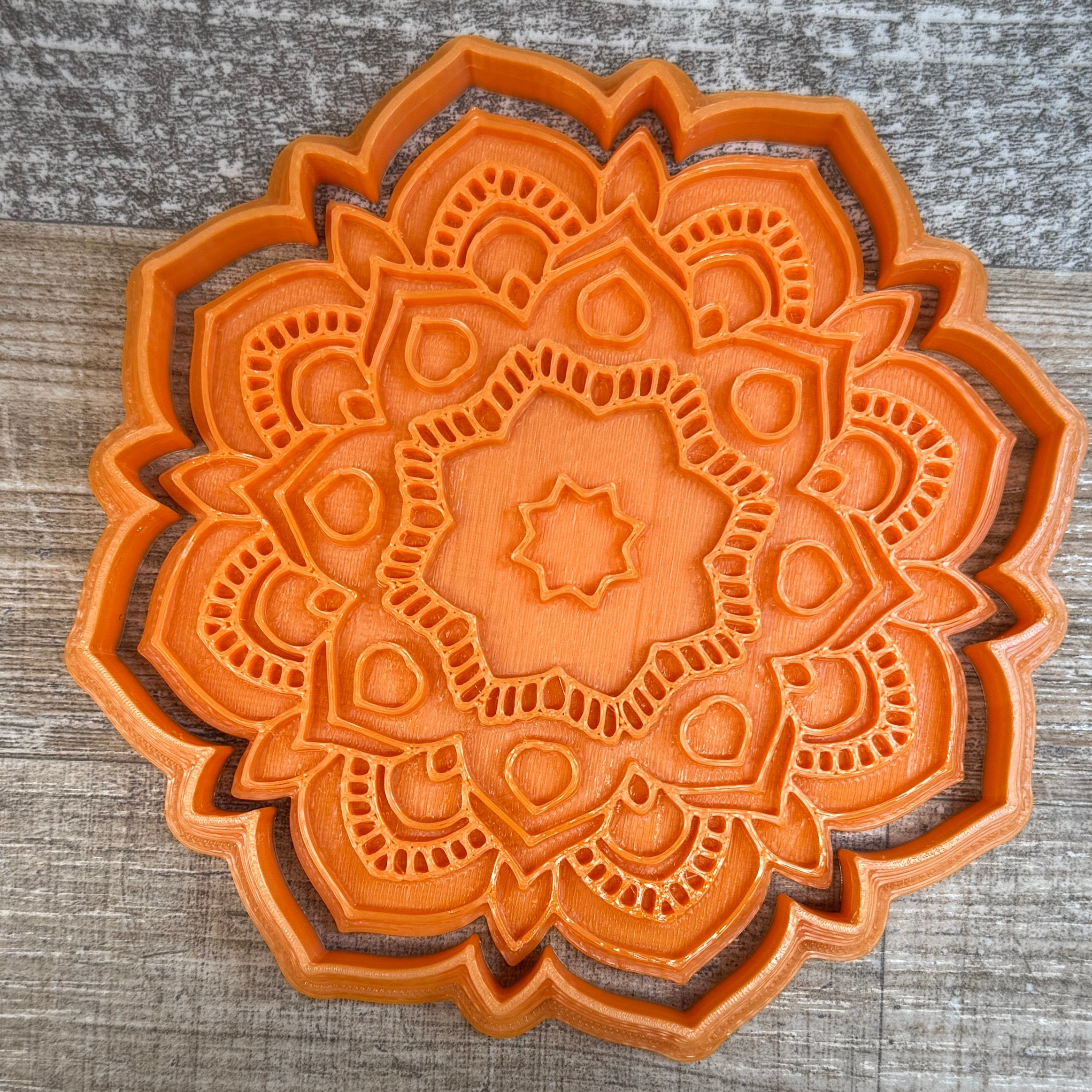 Mandala Heart inkl. Konturenausstecher
