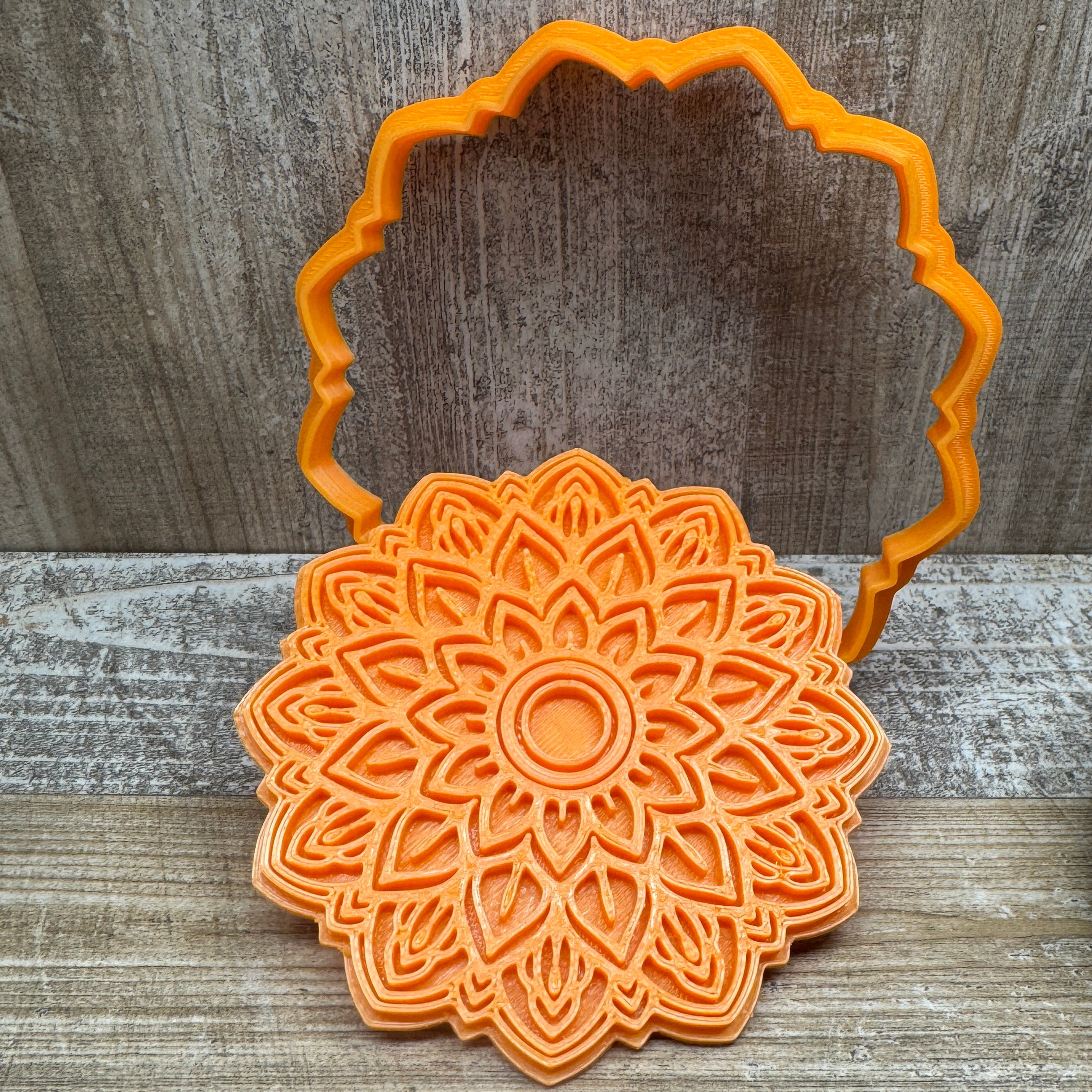 Mandala Melisse inkl. Konturenausstecher