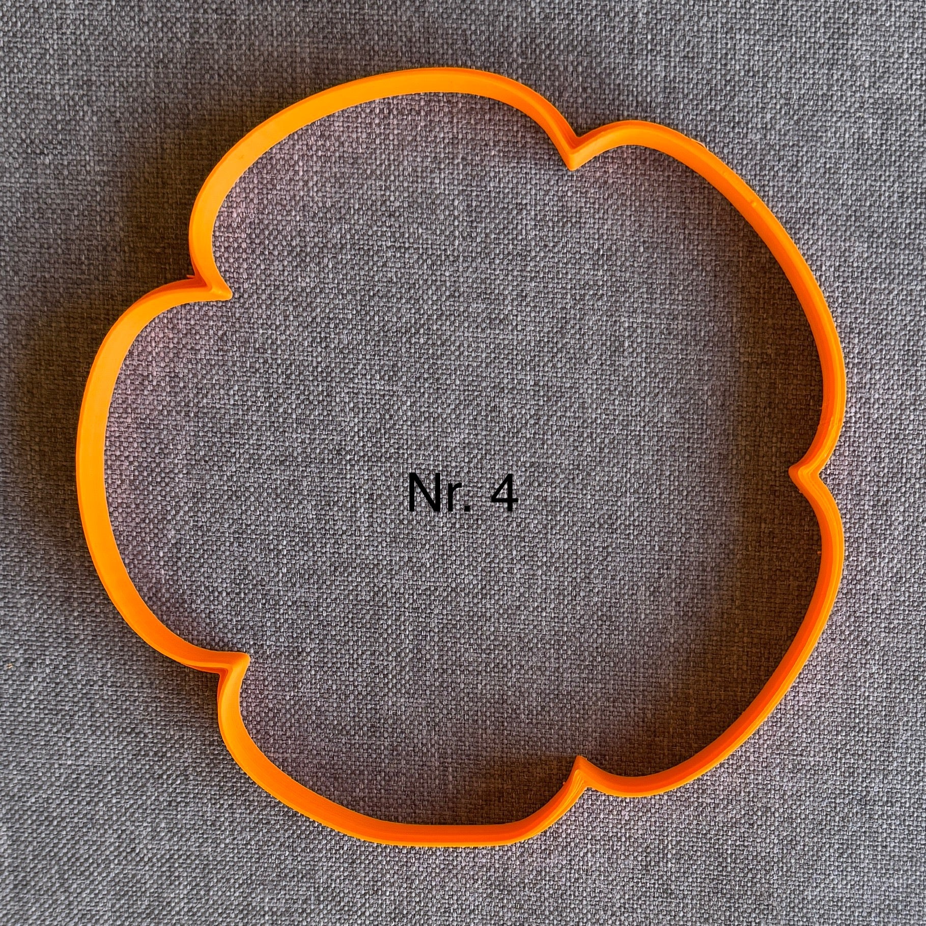 Blumen Konturenausstecher