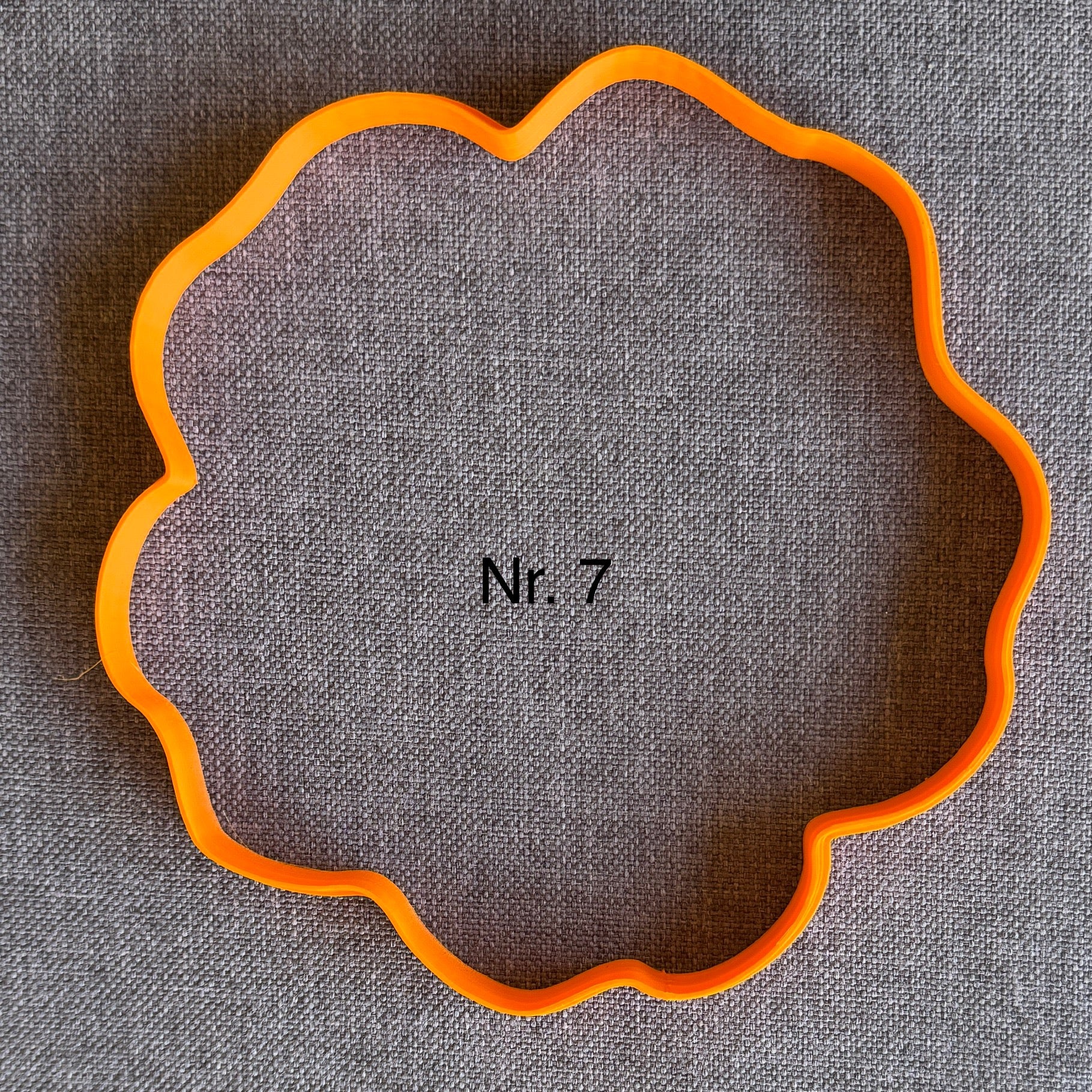 Blumen Konturenausstecher