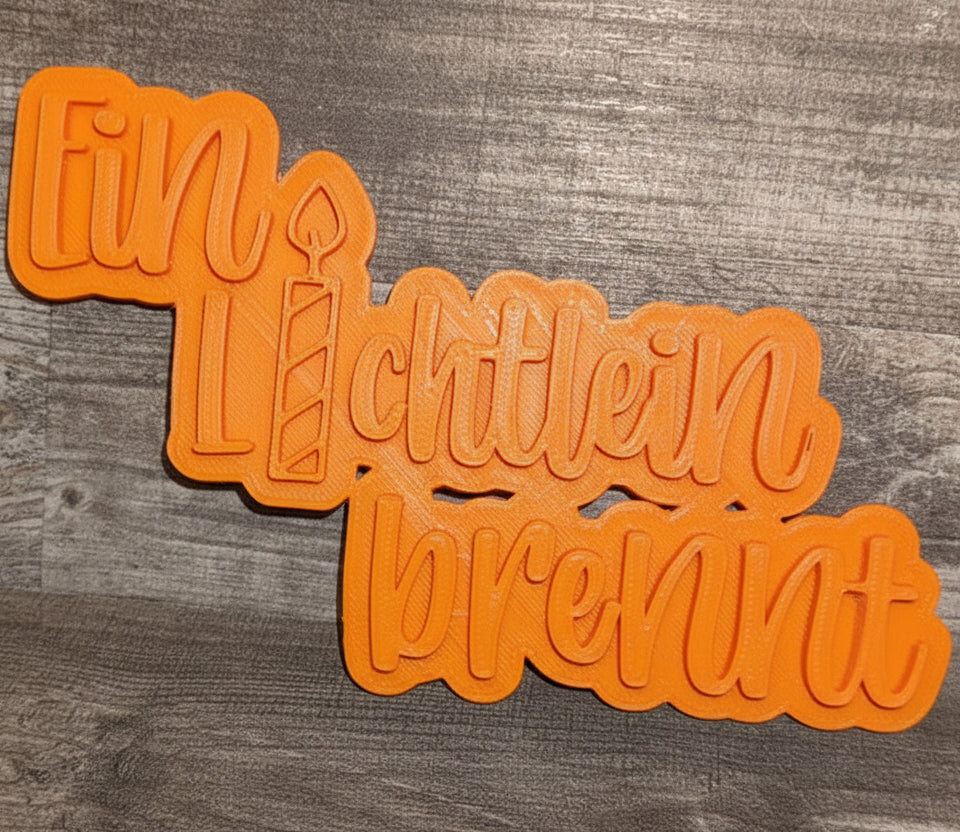 Ein Lichtlein brennt